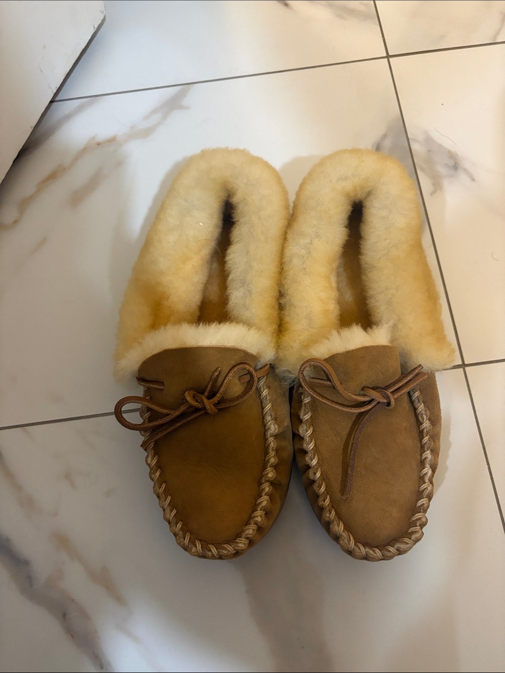 L.L. Bean Chestnut Brown Shearling-Lined Moccasin Slippers